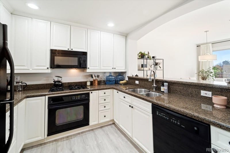 2500 E Cherry Creek South Dr #402, Denver, CO 80209