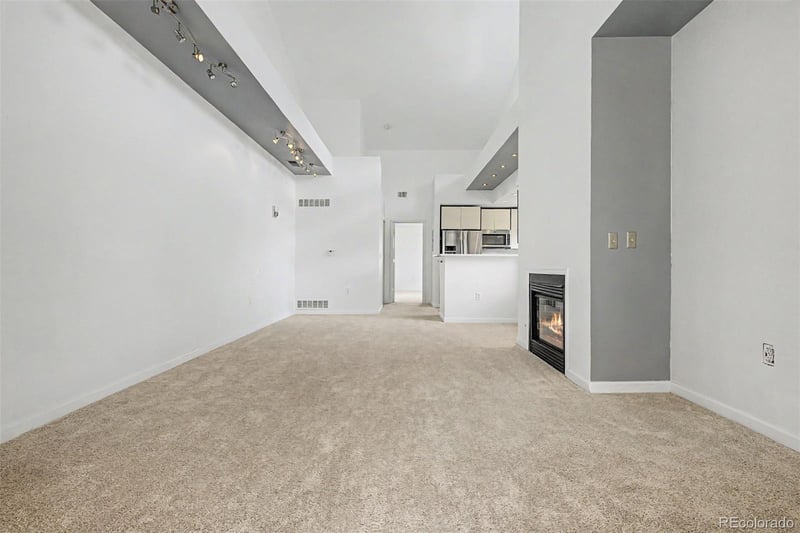 18284 Floyd Ave #J, Aurora, CO 80013