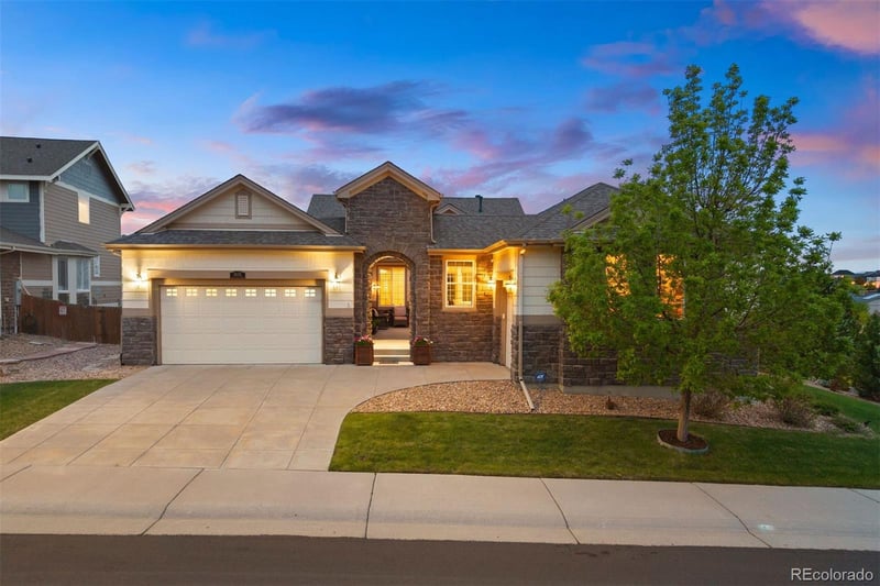 1676 Bent Wedge Point, Castle Rock, CO 80109