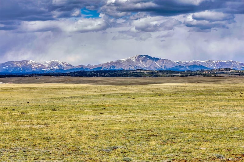 555 North Pl, Lake George, CO 80827