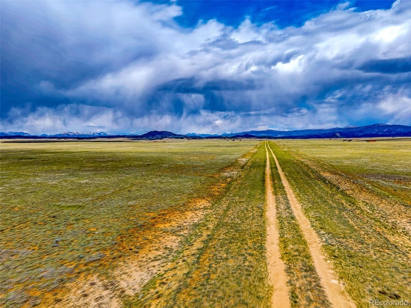 555 North Pl, Lake George, CO 80827