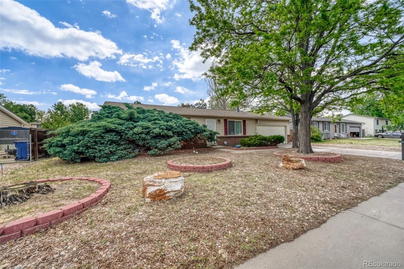 3166 Idalia St, Aurora, CO 80013