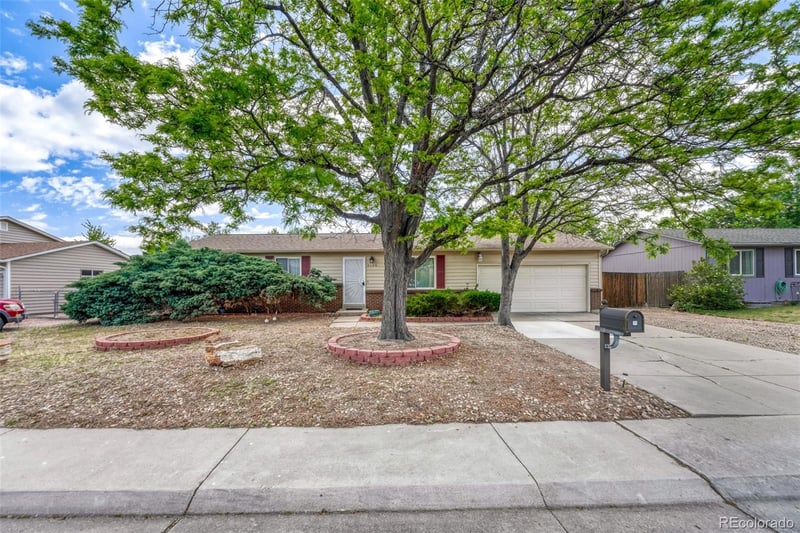 3166 Idalia St, Aurora, CO 80013