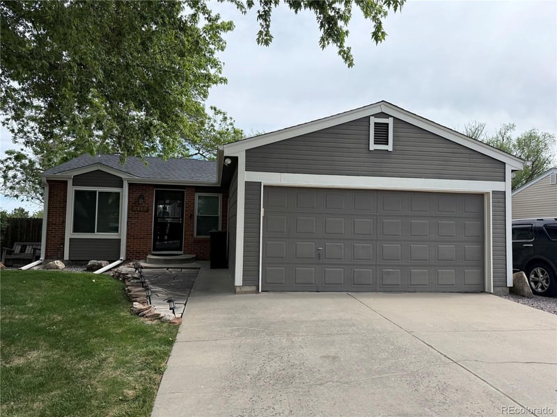9465 Wagon Trail Dr, Littleton, CO 80123