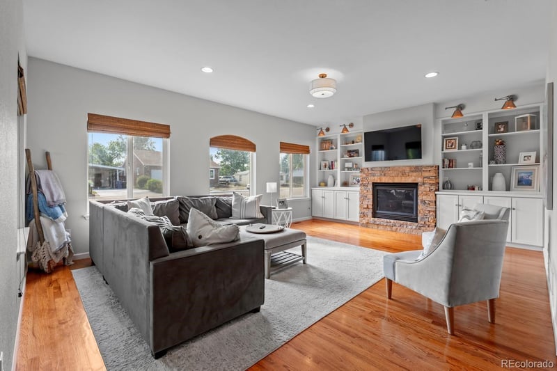 1017 Krameria St, Denver, CO 80224