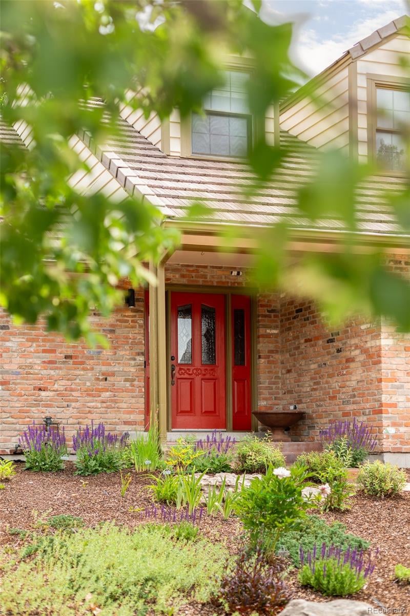 4812 Carson St, Aurora, CO 80015