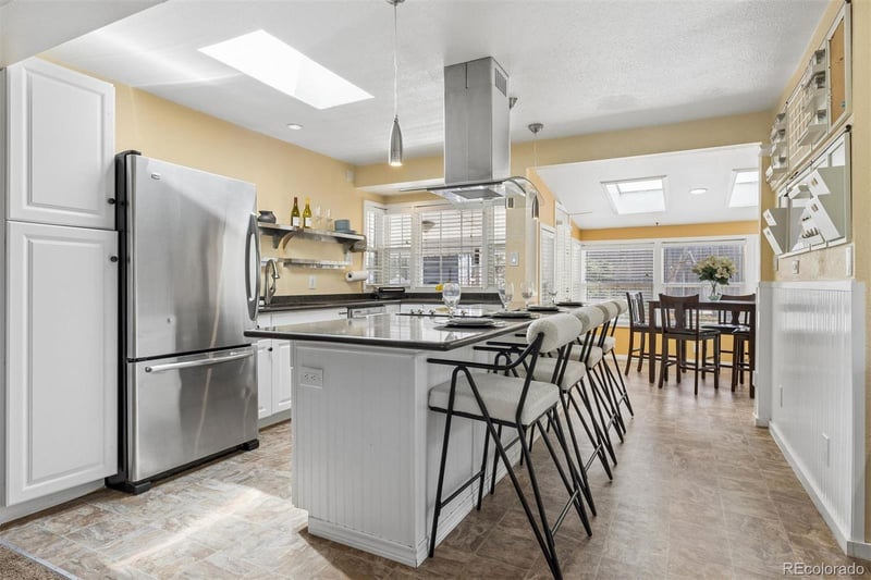 2160 94th Ave, Thornton, CO 80229