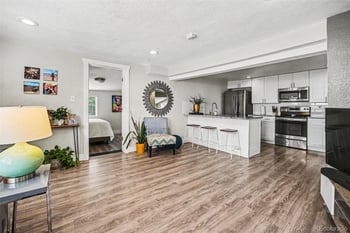 624 Stuart St, Denver, CO 80204