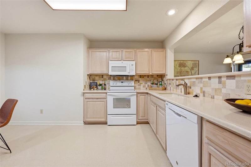 31719 Rocky Village Dr #321, Evergreen, CO 80439