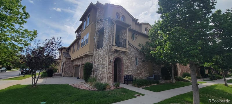 9362 Loggia St #D, Highlands Ranch, CO 80126