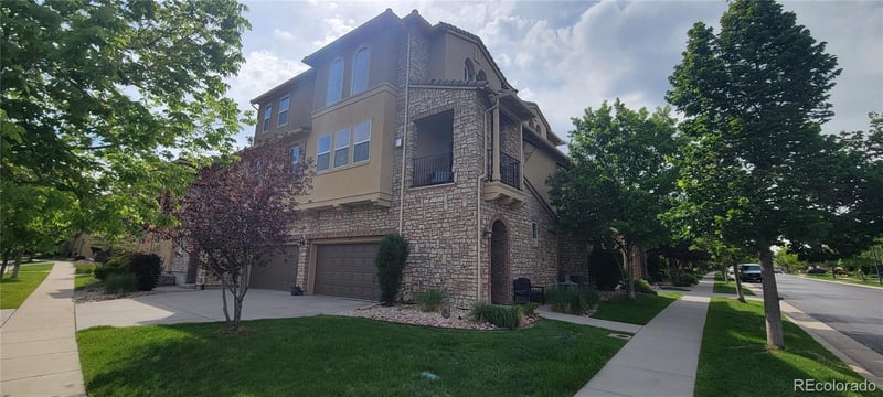 9362 Loggia St #D, Highlands Ranch, CO 80126