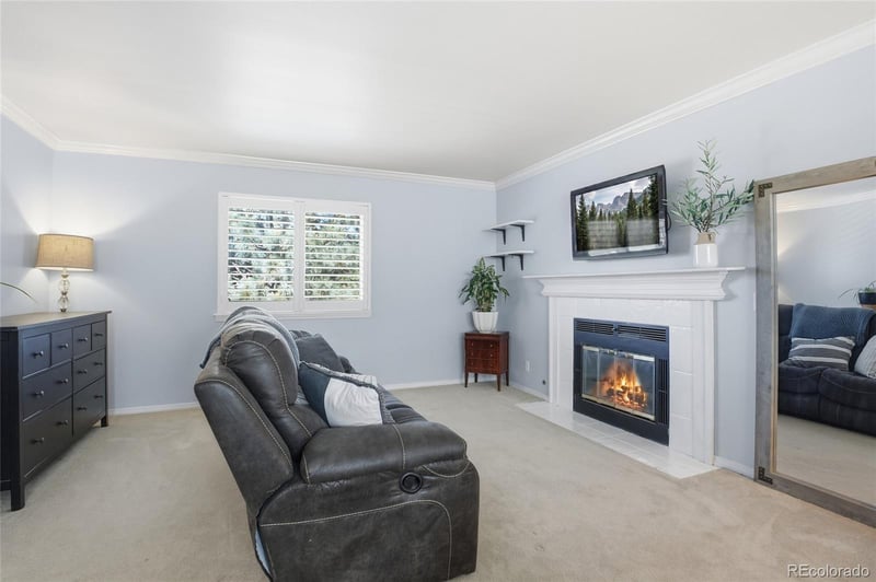 1802 Forest Ridge Dr, Colorado Springs, CO 80918