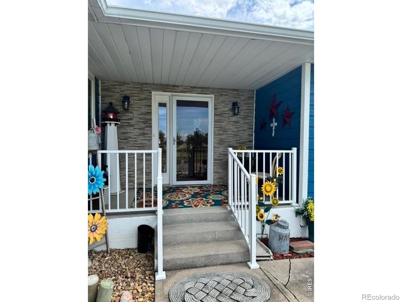 330 Grant St, Haxtun, CO 80731