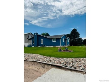 330 Grant St, Haxtun, CO 80731
