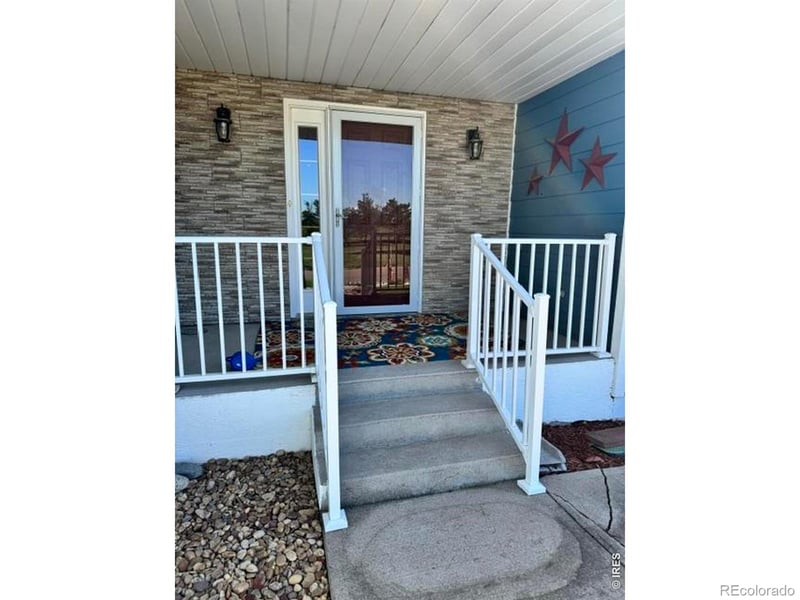 330 W Grant St, Haxtun, CO 80731