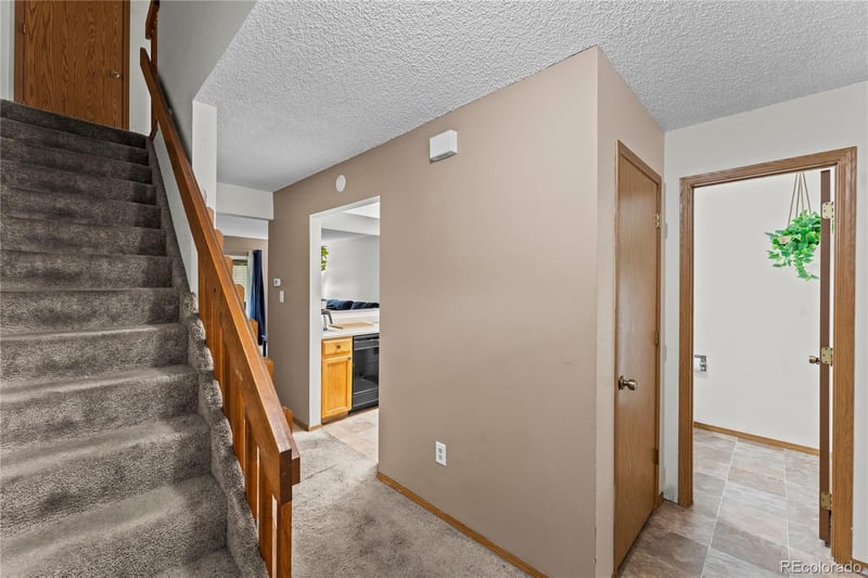 4273 Hunting Meadows Cir #2, Colorado Springs, CO 80916