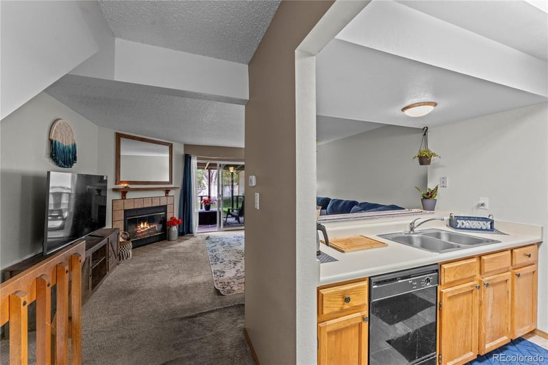 4273 Hunting Meadows Cir #2, Colorado Springs, CO 80916