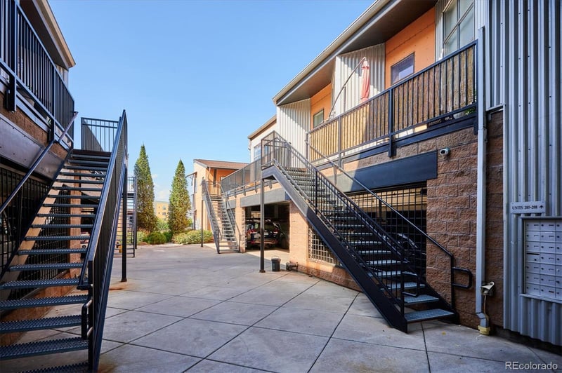 3195 Blake St #207, Denver, CO 80205