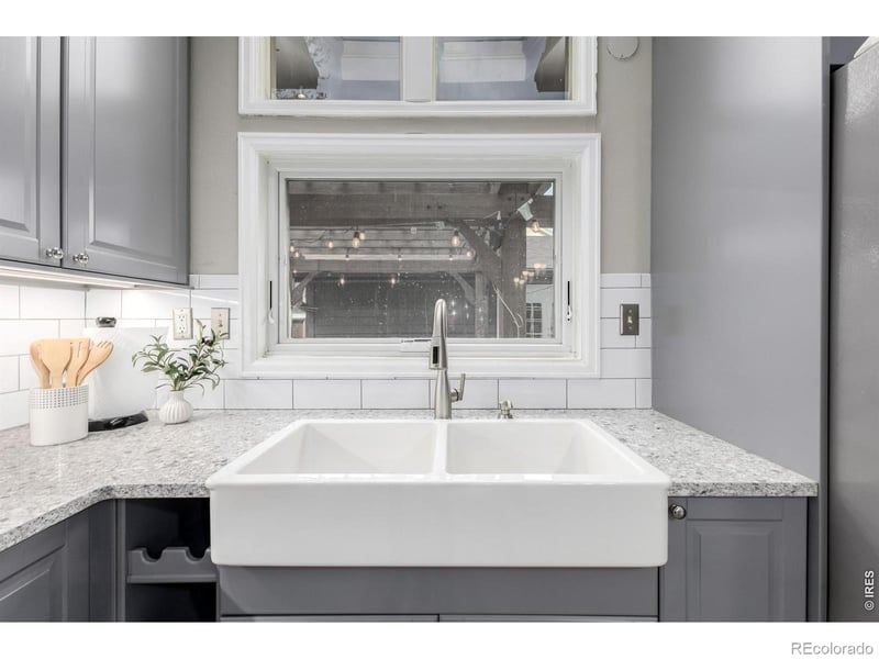 222 Marion Pw, Denver, CO 80209