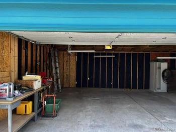 1209 Newark St, Aurora, CO 80010