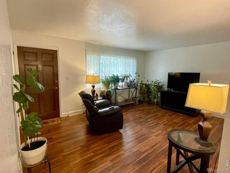 401 30th Avenue Ct, Greeley, CO 80634