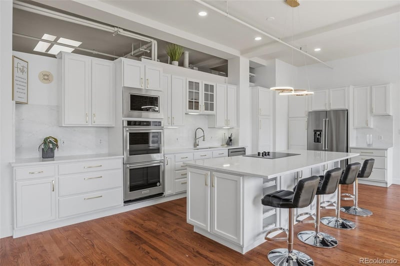 1555 California St #605, Denver, CO 80202