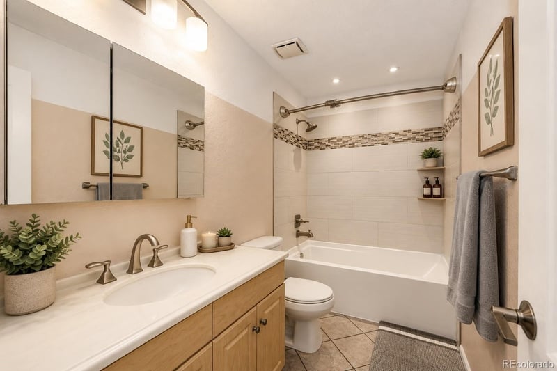 3808 Evanston St, Aurora, CO 80014