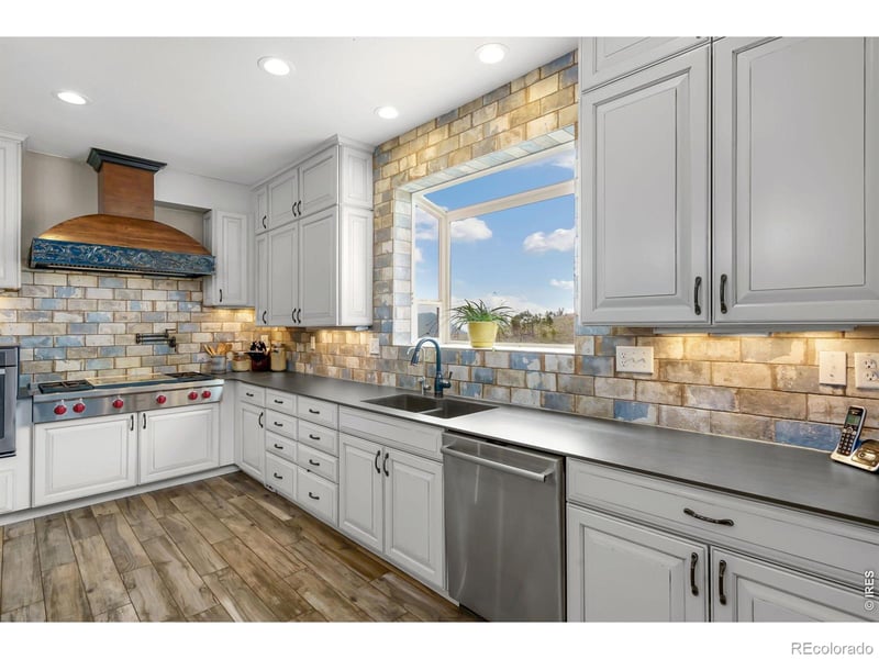 2051 Stove Prairie Rd, Bellvue, CO 80512