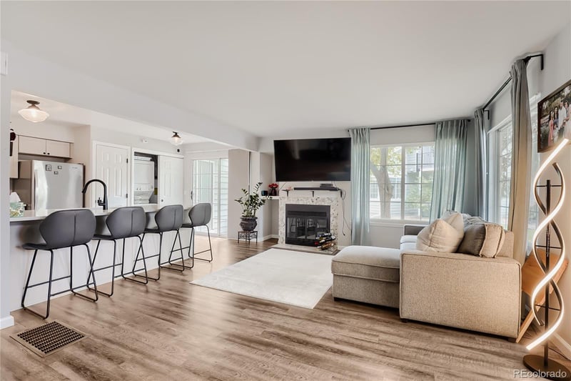 4094 Carson St #C, Aurora, CO 80014