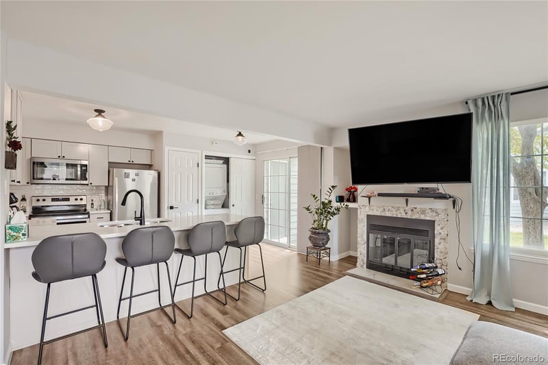 4094 Carson St #C, Aurora, CO 80014