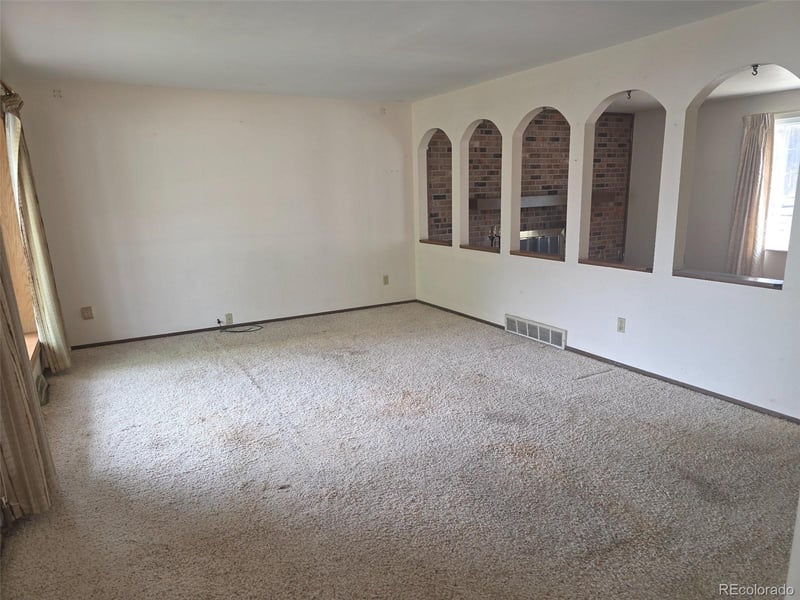 3722 Walden Way, Aurora, CO 80013