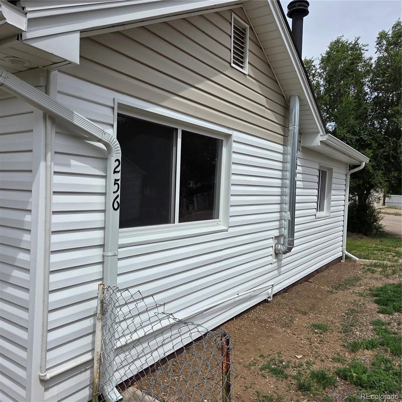 256 2nd Ave, Brighton, CO 80601
