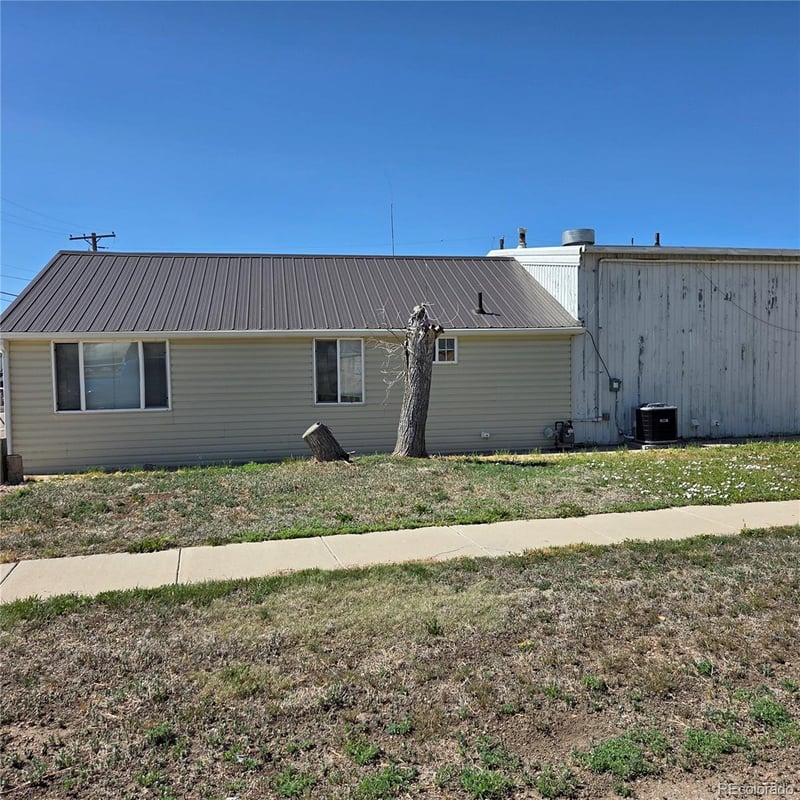 195 Miller St, Keenesburg, CO 80643