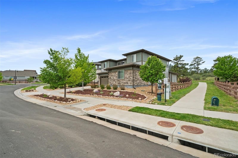 7979 Jackson Gap St, Aurora, CO 80016