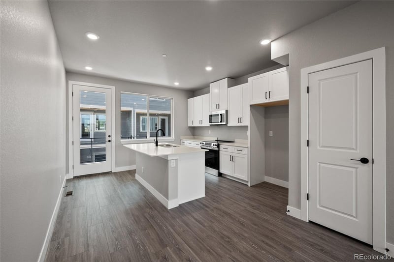 2898 56th Ave, Denver, CO 80221