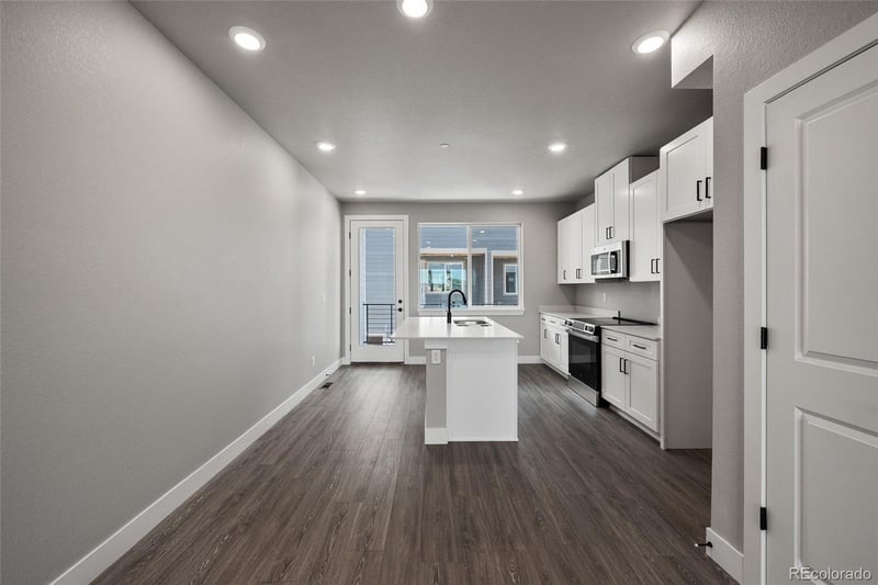2898 56th Ave, Denver, CO 80221