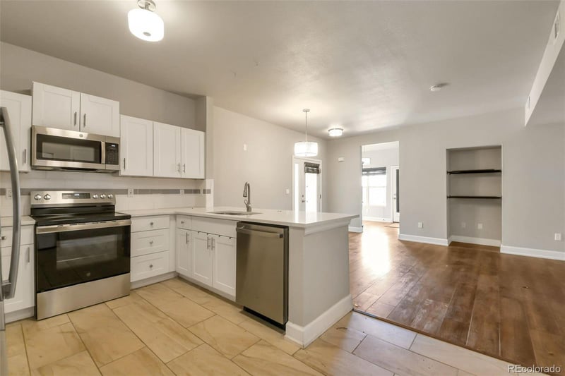 2521 Bahama Cir #B, Aurora, CO 80013