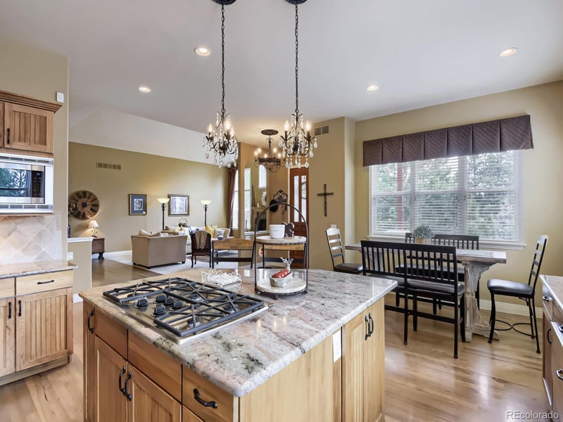 620 Cumberland Rd, Larkspur, CO 80118