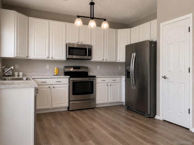 19472 59th Pl, Aurora, CO 80019