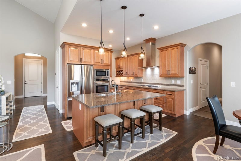 1131 Balsam Ct, Lakewood, CO 80232