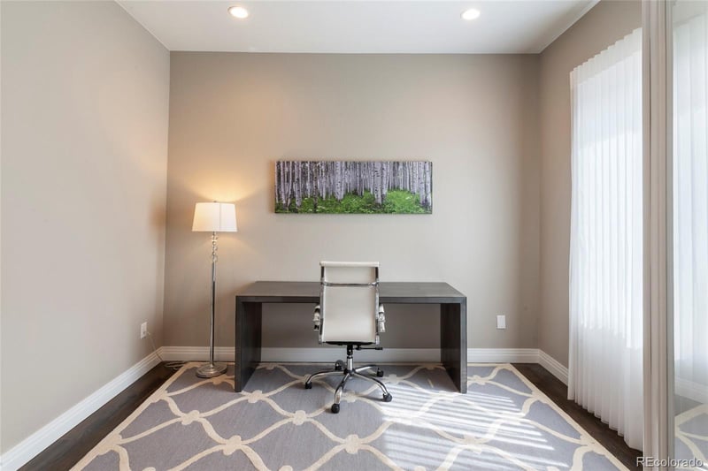1131 S Balsam Ct, Lakewood, CO 80232