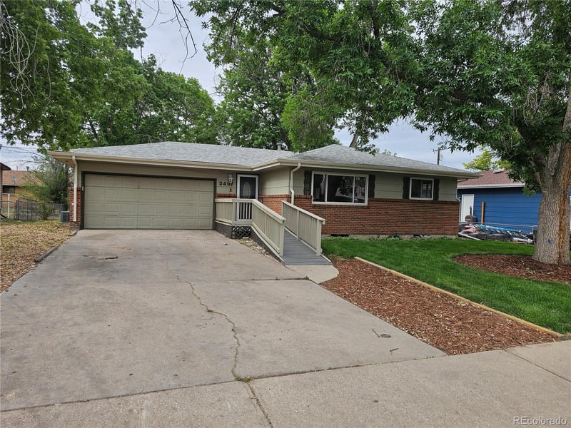 3407 4th Street Rd, Greeley, CO 80634