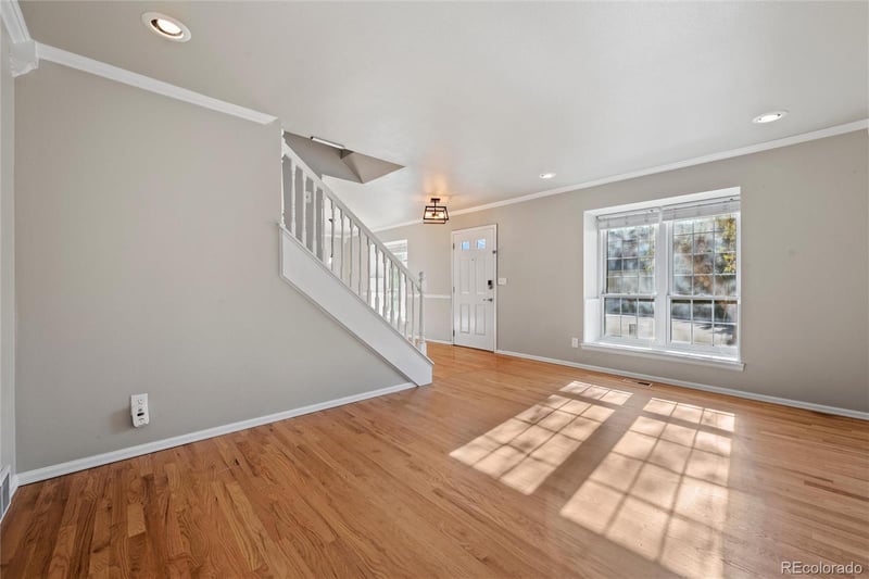 881 S Memphis Way, Aurora, CO 80017