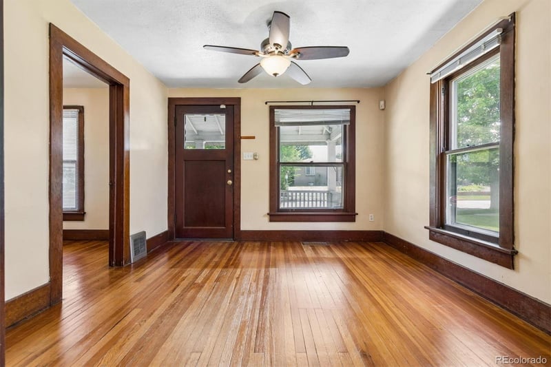 2111 Grant St, Denver, CO 80210