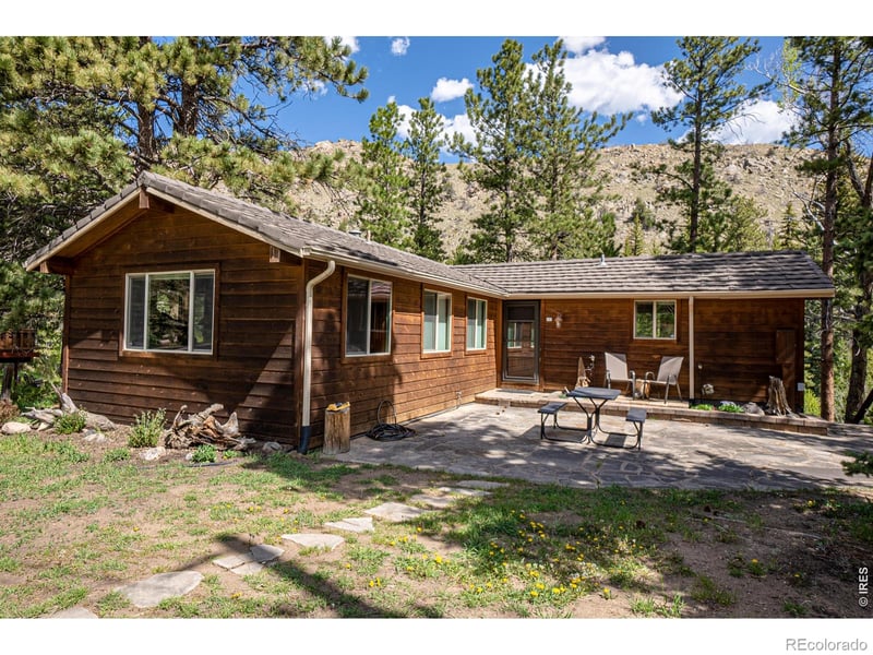 348 Crown Point Dr, Bellvue, CO 80512