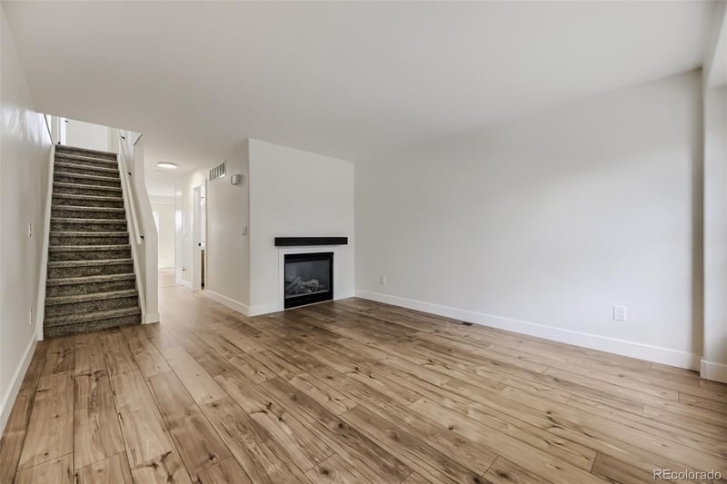 2025 Oakcrest Cir #2H, Castle Rock, CO 80104