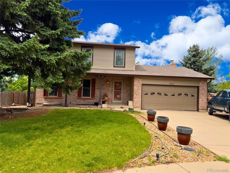 19062 Quinn Pl, Aurora, CO 80015