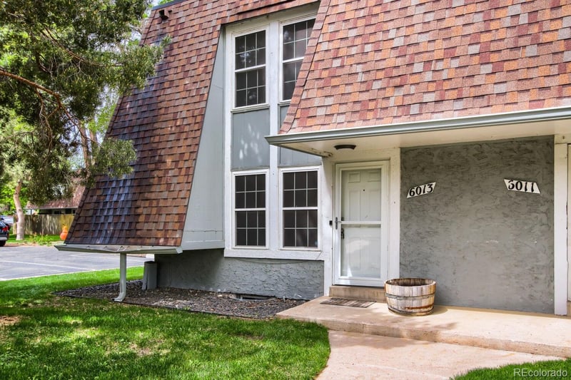 6013 S Sterne Pw, Littleton, CO 80120