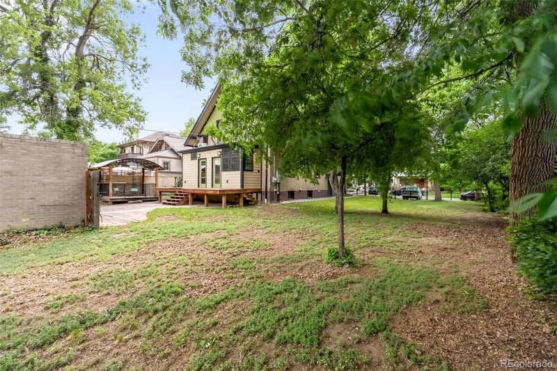 2718 Vine St, Denver, CO 80205