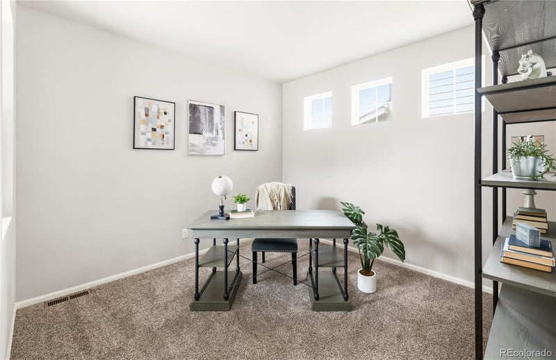 27141 Frost Pl, Aurora, CO 80016